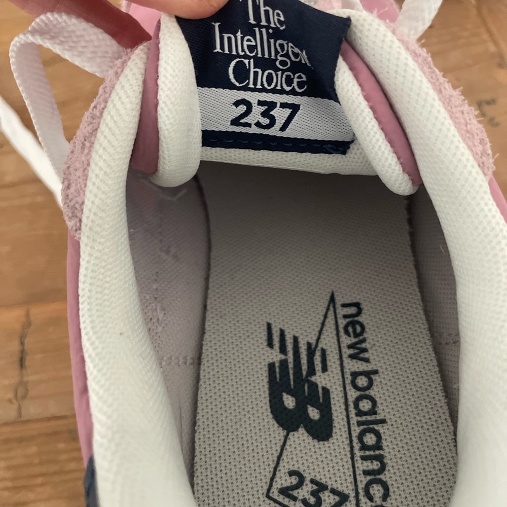 New Balance Women's 237 Pink and White Sneakers 7 - Picture 8 of 9